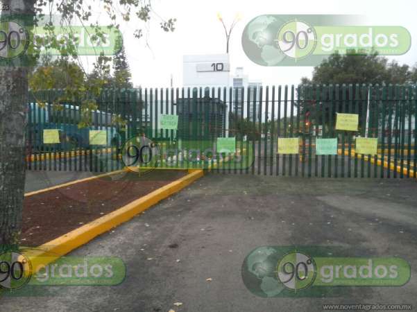 Esta madrugada fueron tomadas las instalaciones de Ciudad Universitaria - Foto 3 