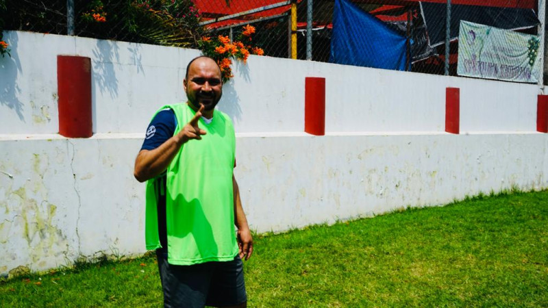 Fraternal convivencia deportiva entre edil y policías de Uruapan