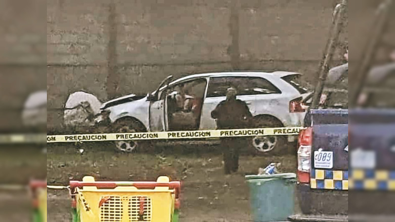 Guanajuato: asesinan a tres personas en estacionamiento de un centro comercial  