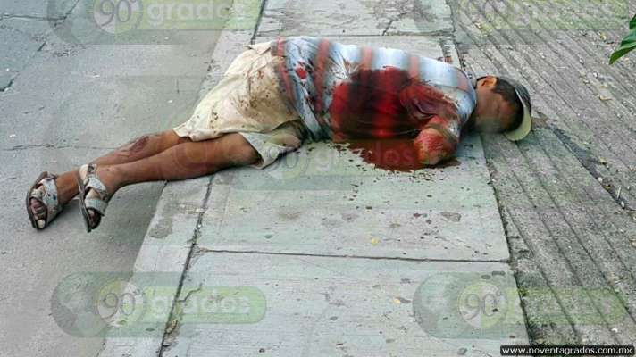 Hallan a ejecutado en calles de Zihuatanejo, Guerrero  