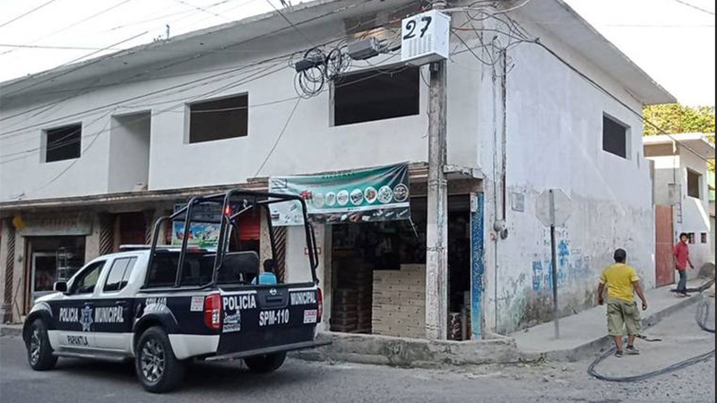 Sujetos armados asaltan tienda de materiales de construcción en Papantla, Veracruz 