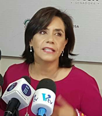 Busca Luisa María Calderón enriquecer el trabajo legislativo con la participación de jóvenes 