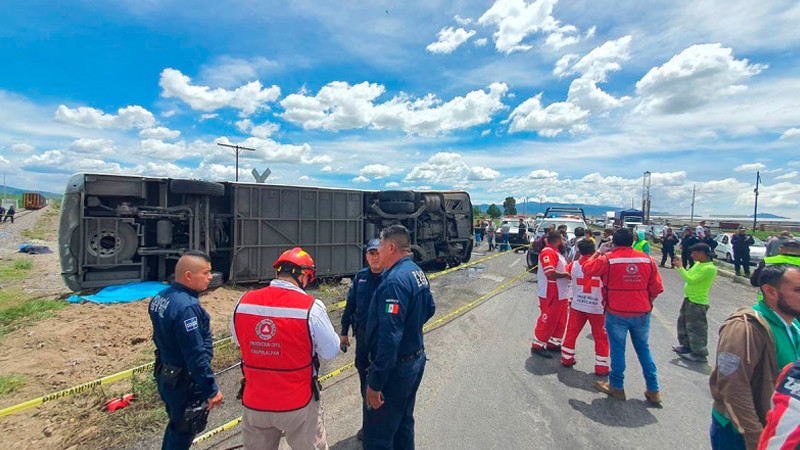 Detienen a chofer de autobús que fue embestido por tren, en Hidalgo; murieron tres personas en el accidente 
