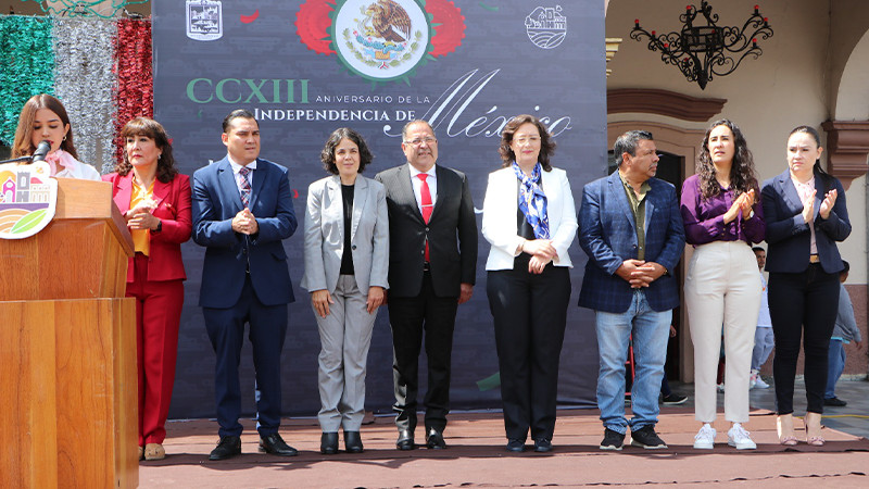 José Luis Téllez Marín, presidió la fijación del Bando Solemne, para conmemorar el CCXIII Aniversario de la Independencia de México