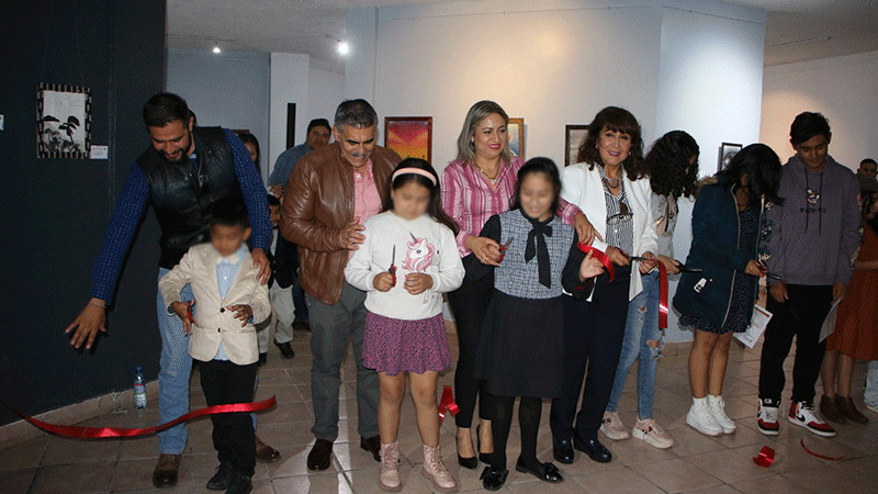 Luis Gildardo López inaugura Exposición Colectiva de Artes Visuales y Plásticas 2023, en la Casa de la Cultura