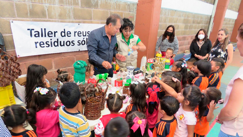 SEE lleva jornadas de ciencia, arte y tecnología a escuelas de Michoacán 