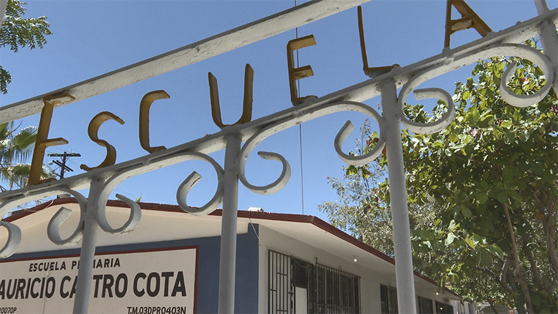 Padres exigen educación de calidad en México: marchan contra libros de texto en Ciudad de México 