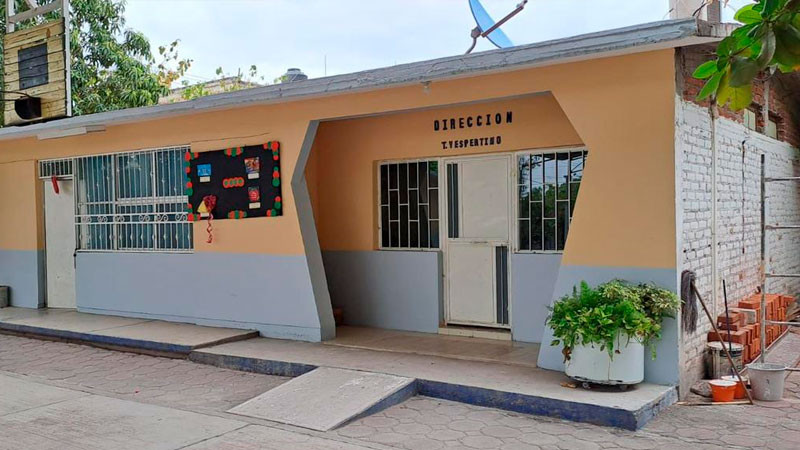 Concluye SCOP reconstrucción de escuelas dañadas por sismo en Apatzingán 