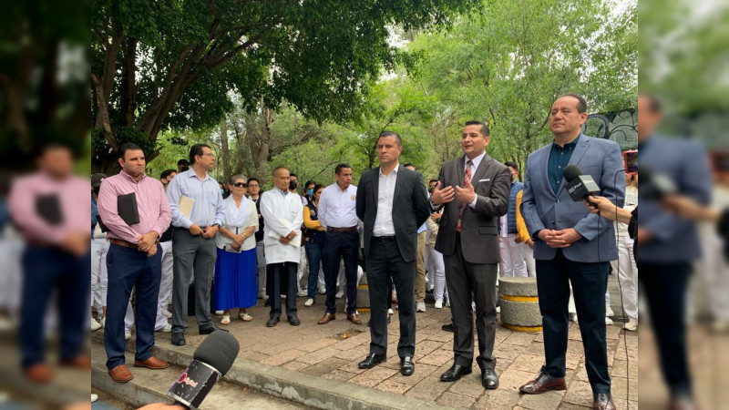 Autoridades nicolaitas atienden a estudiantes de la Facultad de Medicina, reiteran el llamado al diálogo