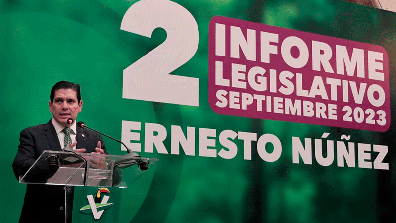 Presenta Ernesto Núñez segundo informe legislativo  