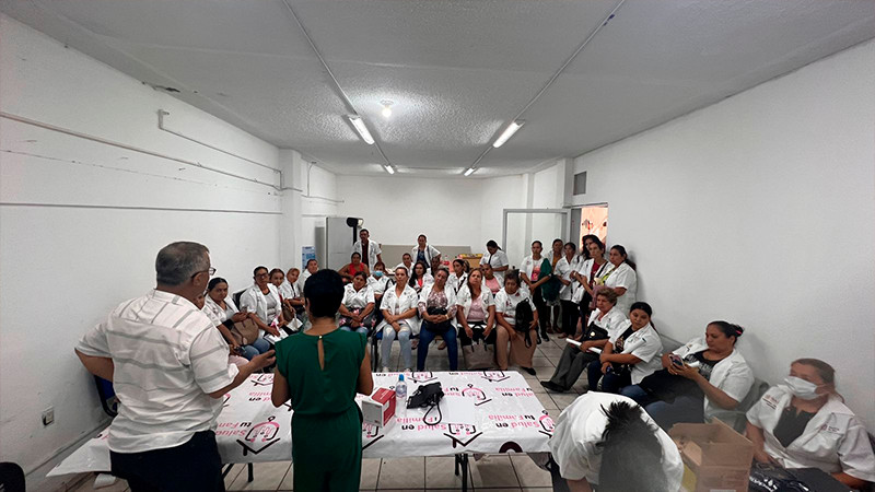 Salud Michoacán paga a trabajadores auxiliares de salud que atienden Tierra Caliente 