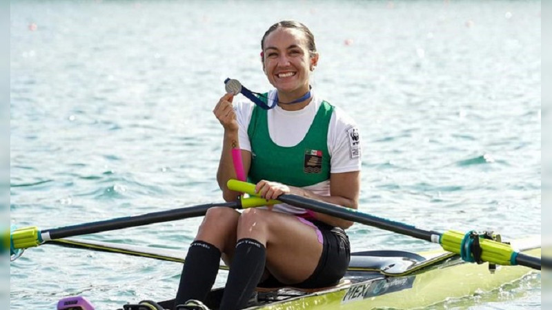 La mexicana Kenia Lechuga gana plata histórica en Mundial de Remo 