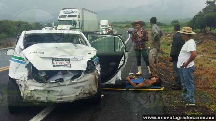 Accidente vial en la Autopista Siglo XXI deja cuatro lesionados - Foto 1 