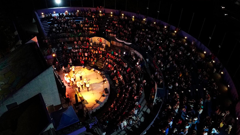 Lleno total y gran fiesta en el X Festival Nacional Mariachi y Danza del Colegio de Morelia