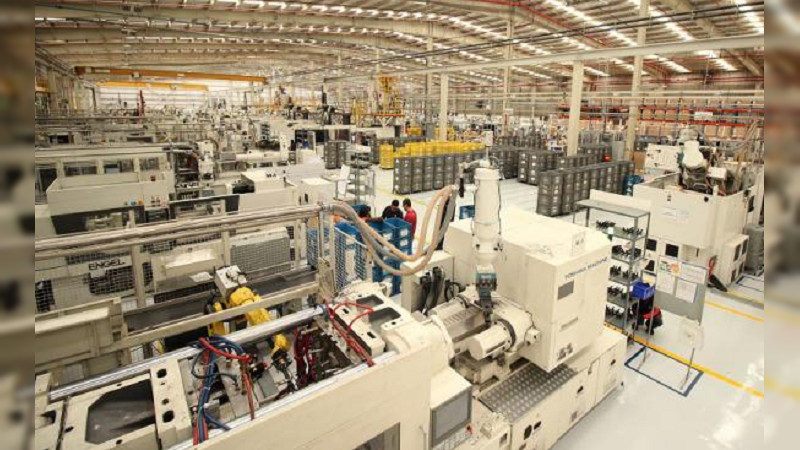 Producción industrial de México crece un 4.8 % interanual en julio