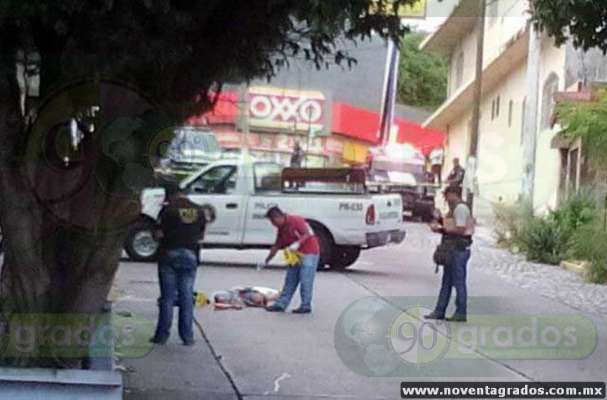 Abandonan cadáver descuartizado de una mujer en calles de Acapulco 