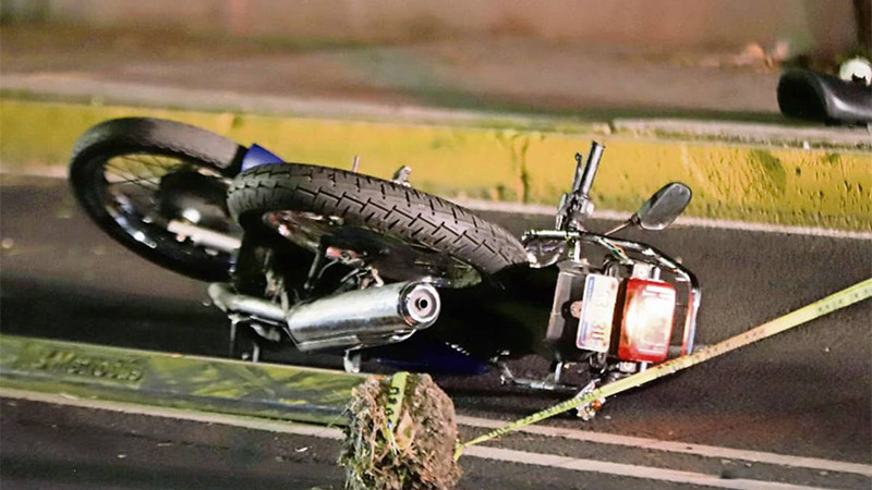 Motociclista de 27 años pierde la vida tras derrapar bajo los efectos del alcohol en Jalisco 