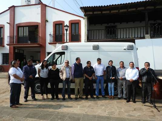 Tzintzuntzan  recibió una ambulancia para prestar servicios de primeros auxilios  