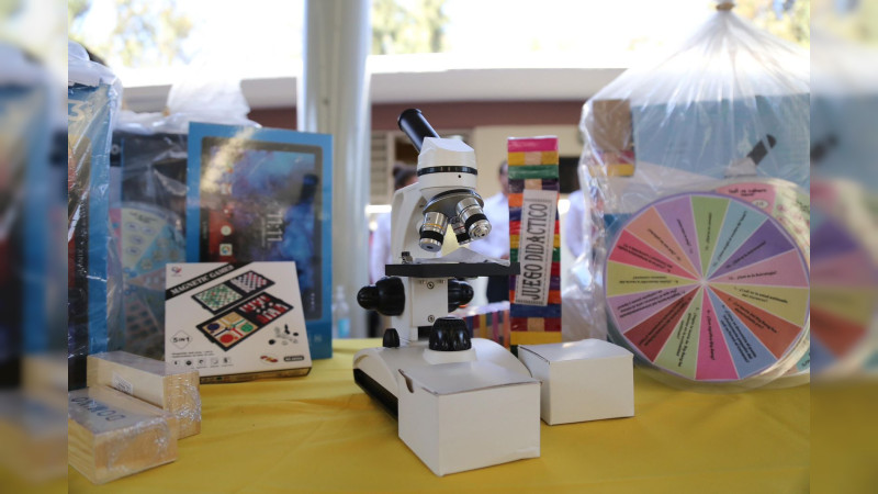 Sin precedentes, inversión de más de mil mdp a las escuelas: SEE Michoacán