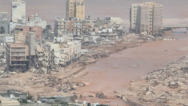  Más de 2,300 vidas perdidas y miles desaparecidos en Libia por inundaciones 