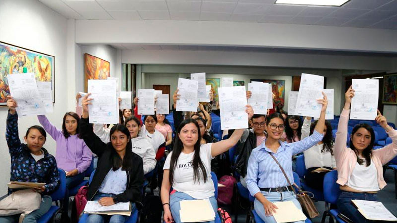Nuevas plazas docentes benefician a más de 70 mil alumnos: SEE 