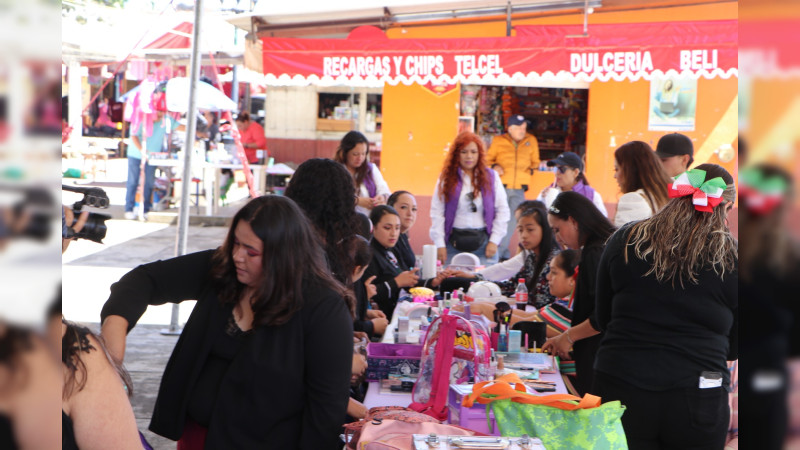 Clausuran taller de belleza 2023, en Ciudad Hidalgo