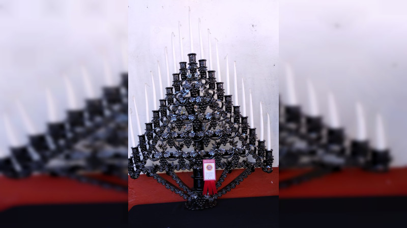 Premian a 27 artesanos del Concurso en Santa Fe de la Laguna