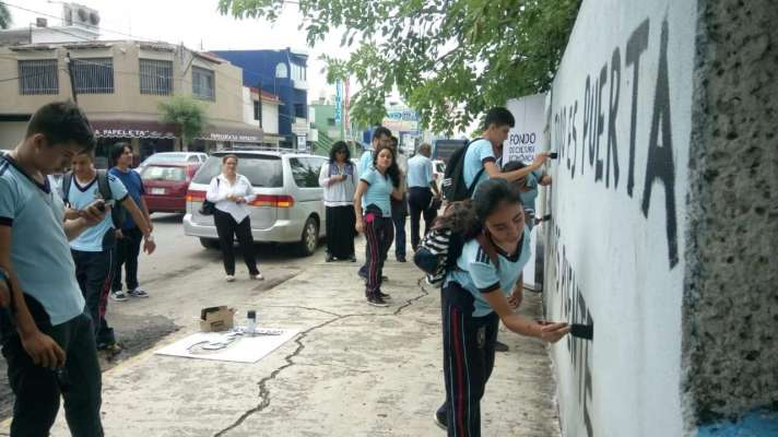 Acción Poética en Apatzingán - Foto 0 