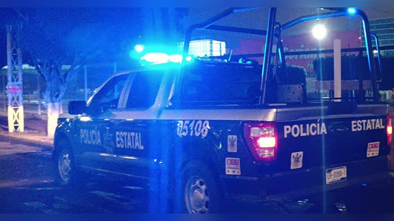 Arrestan a sujeto que intentó fugarse en patrulla de Querétaro 