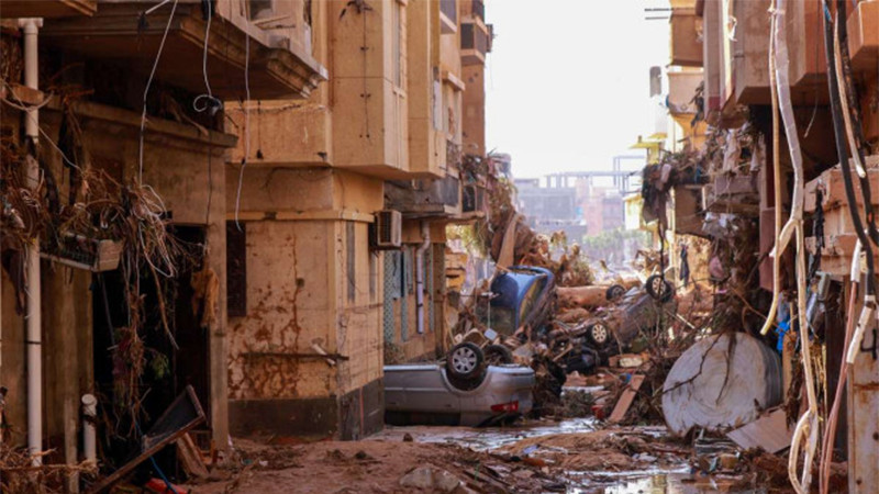 Inundaciones en Libia, la dejan en estado de emergencia: cifra de muertos se eleva a más de 5 mil 