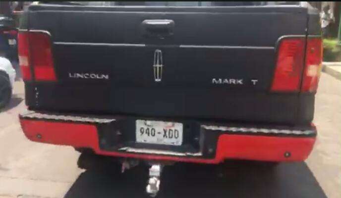 Actor Sergio Goyri, exhibido por Arne Aus den Ruthen al obstruir la vialidad, se enfrenta a vecinos - Foto 2 