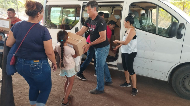 ONU dona insumos a familias desplazadas por la violencia en zona rural de Apatzingán 