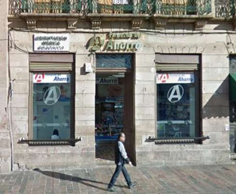 Asaltan farmacia en pleno centro de Morelia