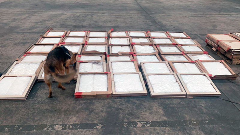 Aseguran 174 kilos de aparente droga sintética oculta entre losetas de cerámica para piso, en Sonora 
