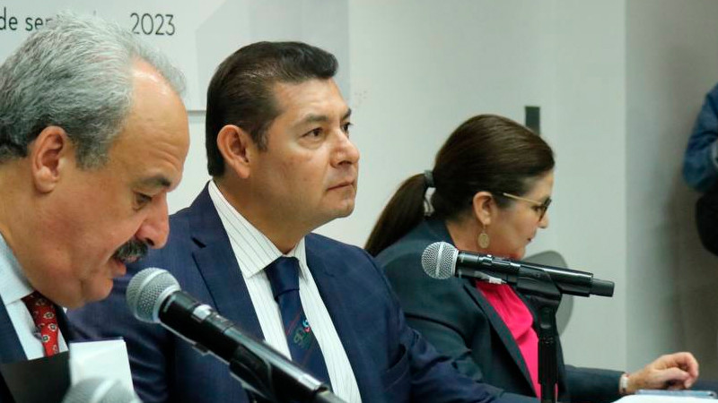  Apoya Armenta, idea de Sheinbaum de aplicar encuesta para definir candidato a la gobernatura de Puebla 