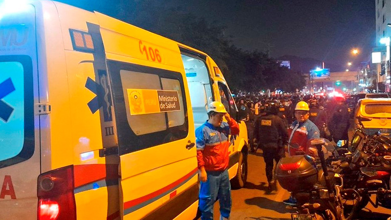 Explosión en antro de Lima, deja al menos 10 personas heridas 