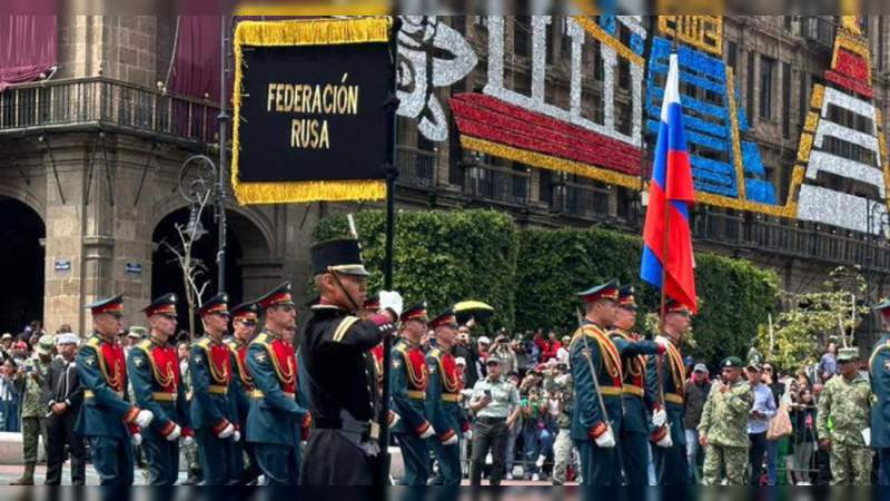 Invitación de militares rusos a desfile mexicano genera controversia en medio del conflicto con Ucrania 
