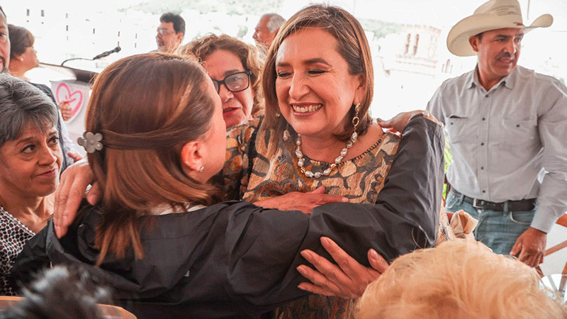 Xóchitl se reúne con madres de desaparecidos y ciudadanos desplazados en Zacatecas 