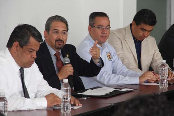 Con trabajo y respeto, responde UMSNH a la toma de instalaciones - Foto 1 