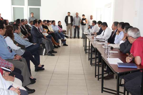 Con trabajo y respeto, responde UMSNH a la toma de instalaciones - Foto 2 