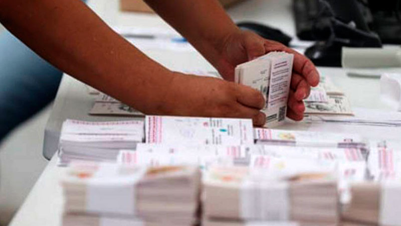 Expandirá INE voto presencial en el extranjero a 23 sedes consulares 