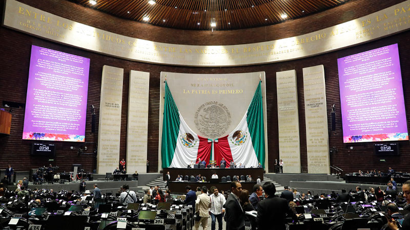 Morena propone pase directo de expresidentes de México al Senado 
