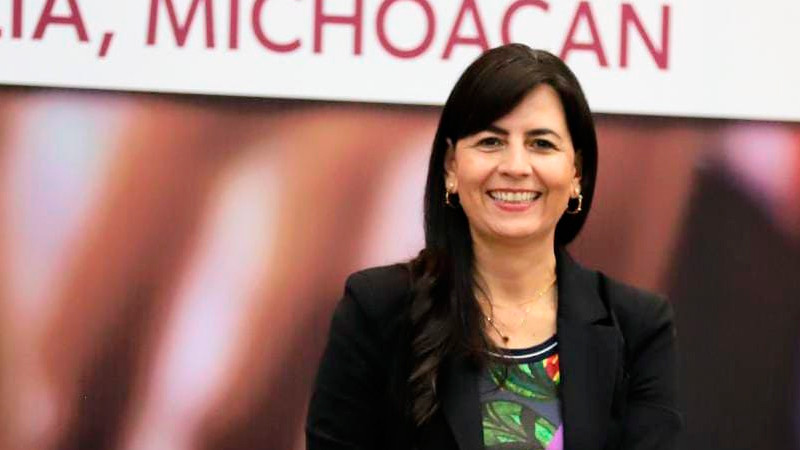 Con apoyo de alcaldes y diputados se podrán mejorar más escuelas, en Michoacán: SEE 