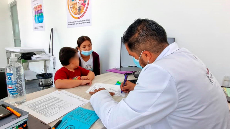 Salud Michoacán brinda control nutricional a menores de 10 años en 364 centros de salud  
