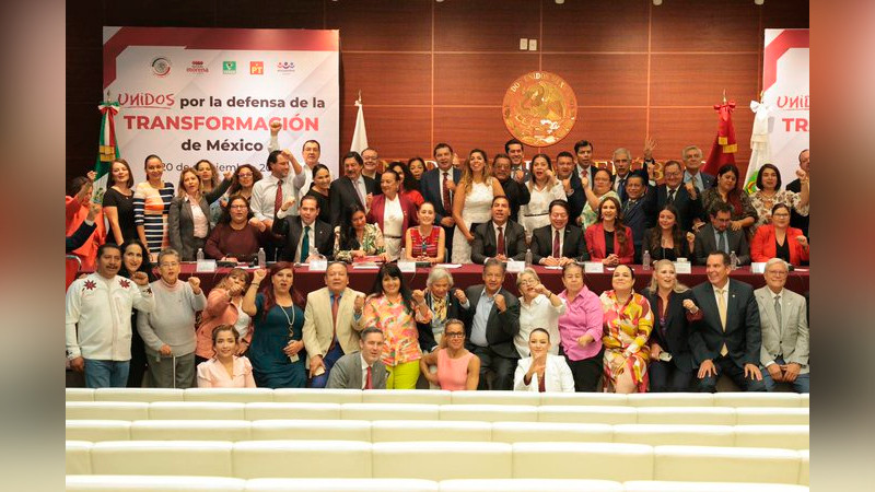 Sheinbaum recibe constancia como coordinadora de la defensa de la 4T por el PT 