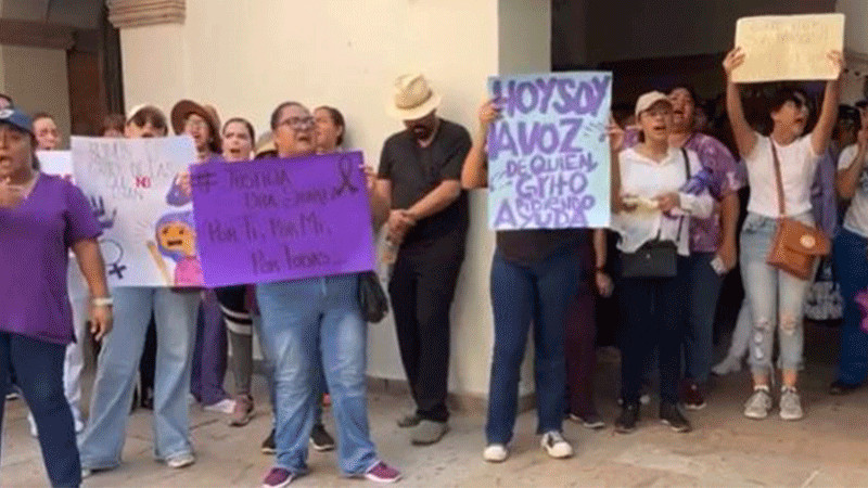 En los Cabos, marchan por asesinato de doctora del IMSS en Baja California 