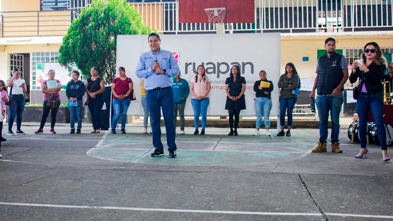 Nuevo modelo educativo promueve humanismo y trabajo comunitario: Nacho Campos 