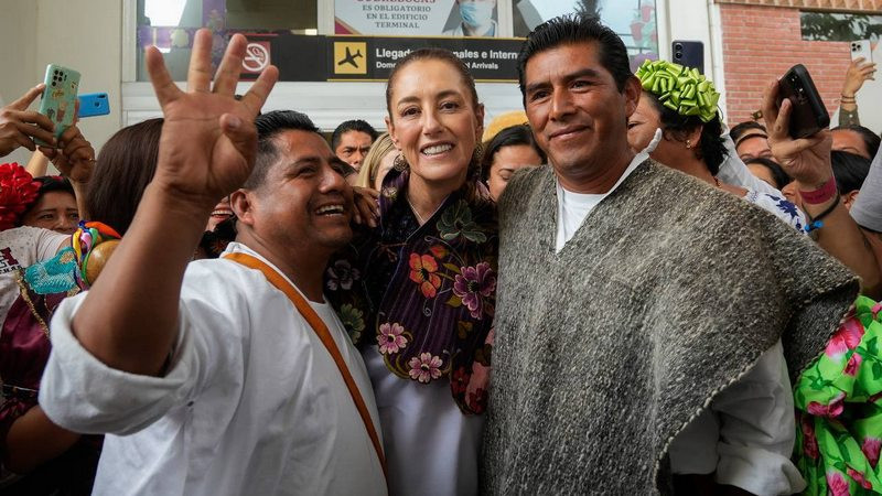 Nosotros no plagiamos; Sheinbaum lanza indirecta a Xóchitl Gálvez 