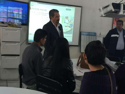 Abren espacios alternativos para la impartición de clases, ante la toma de la UMSNH - Foto 2 