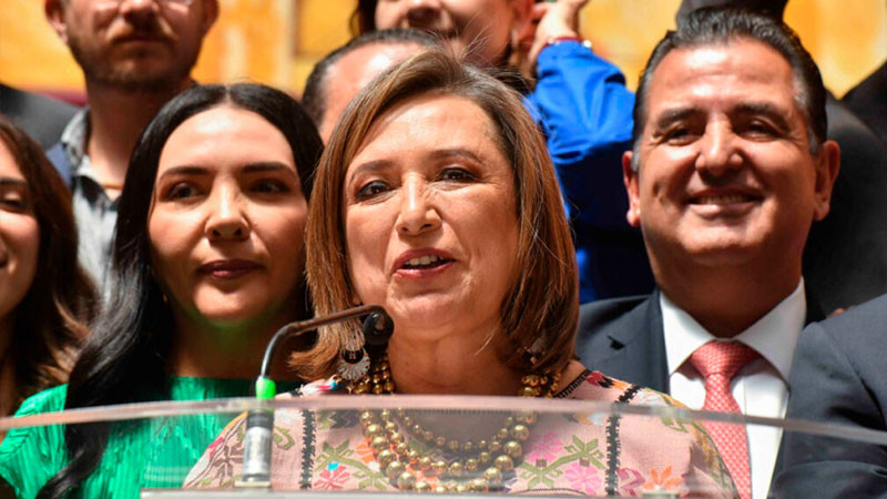 Gálvez pide al INE que sancione a Claudia Sheinbaum por actos anticipados y sus espectaculares  